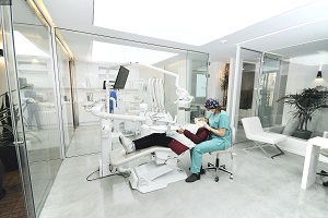 متخصص دندانپزشکی اصفهان